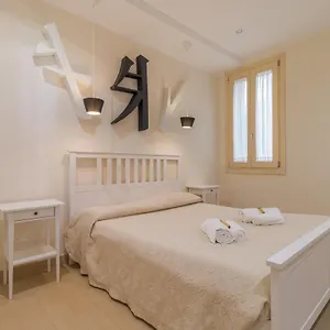  Apartment Casa Masa Close To @s.lucia Train Station
